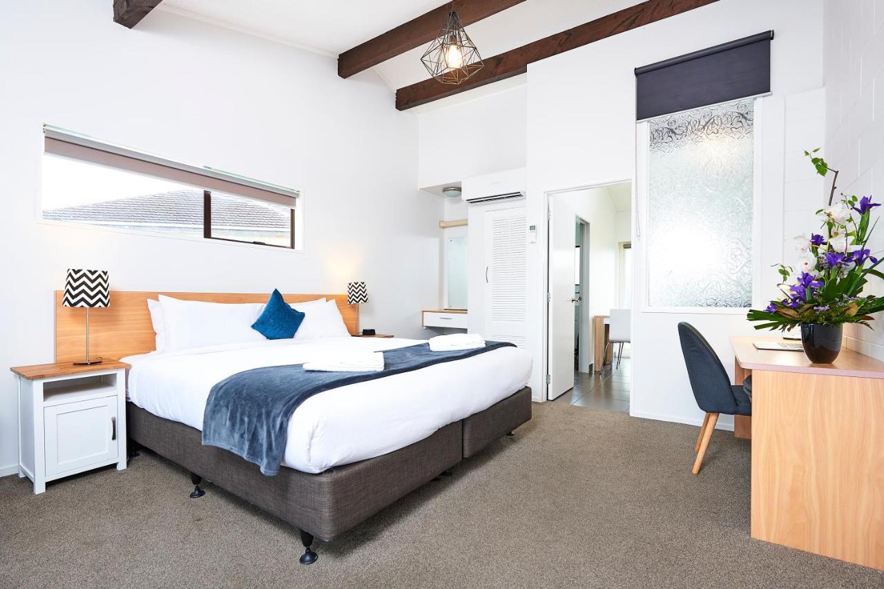Cobblestone Court Motel - Wenzel Motels Tauranga Bagian luar foto