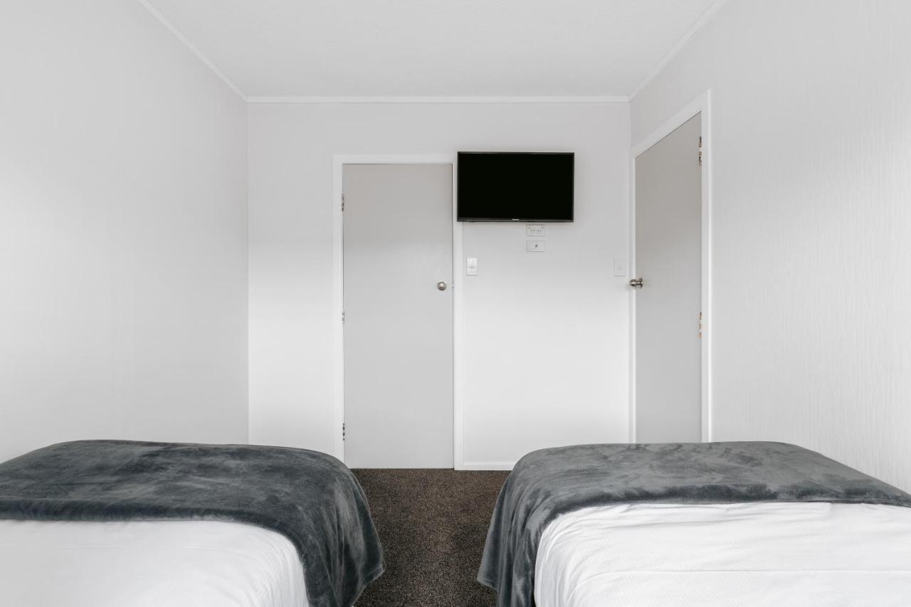Cobblestone Court Motel - Wenzel Motels Tauranga Bagian luar foto