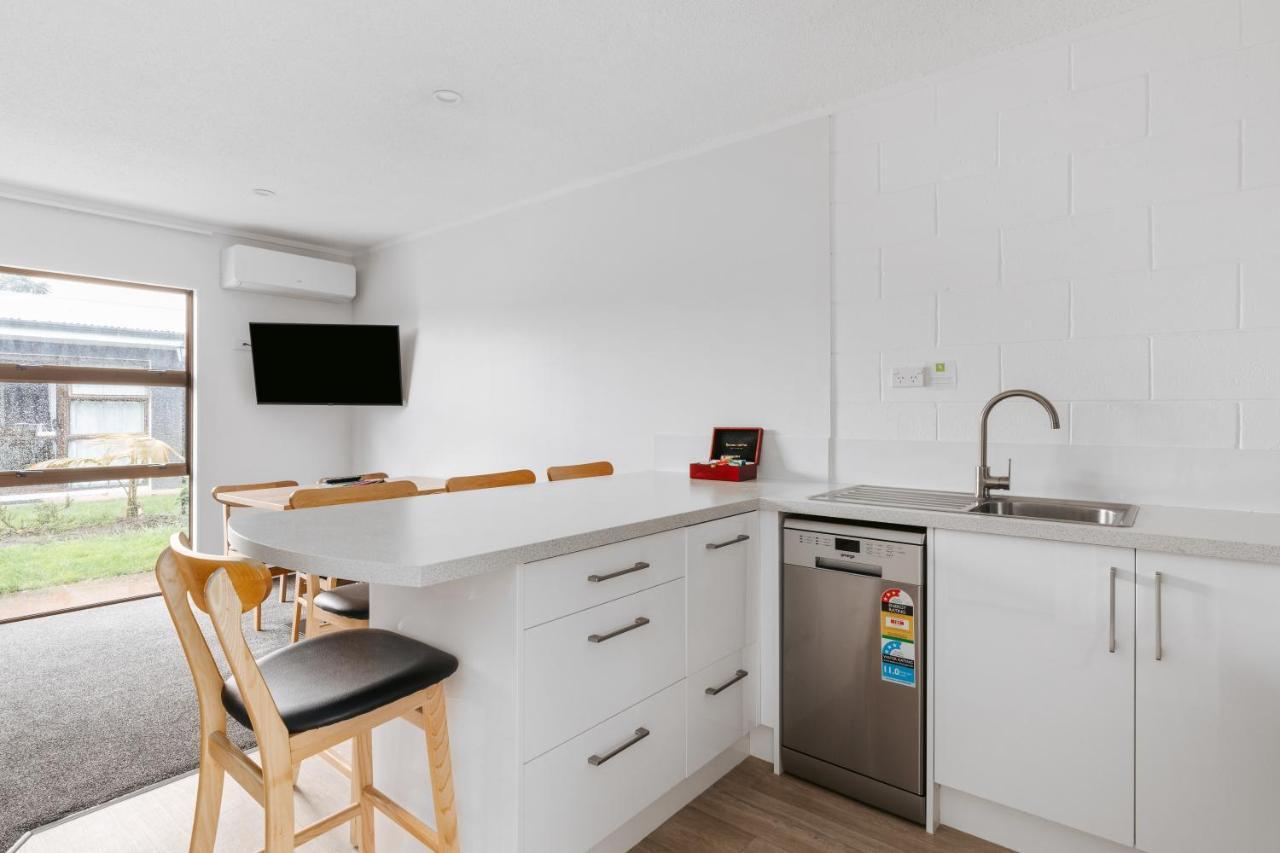 Cobblestone Court Motel - Wenzel Motels Tauranga Bagian luar foto