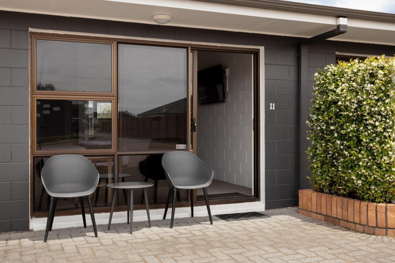 Cobblestone Court Motel - Wenzel Motels Tauranga Bagian luar foto