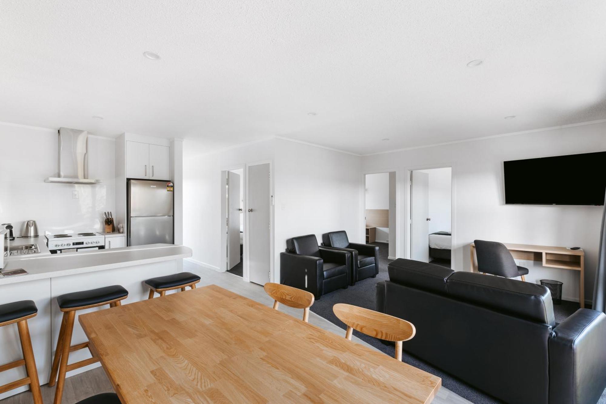 Cobblestone Court Motel - Wenzel Motels Tauranga Bagian luar foto